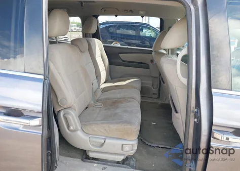 2016 Honda Odyssey Se из США, поврежденный, VIN 5FNRL5H38GB104189